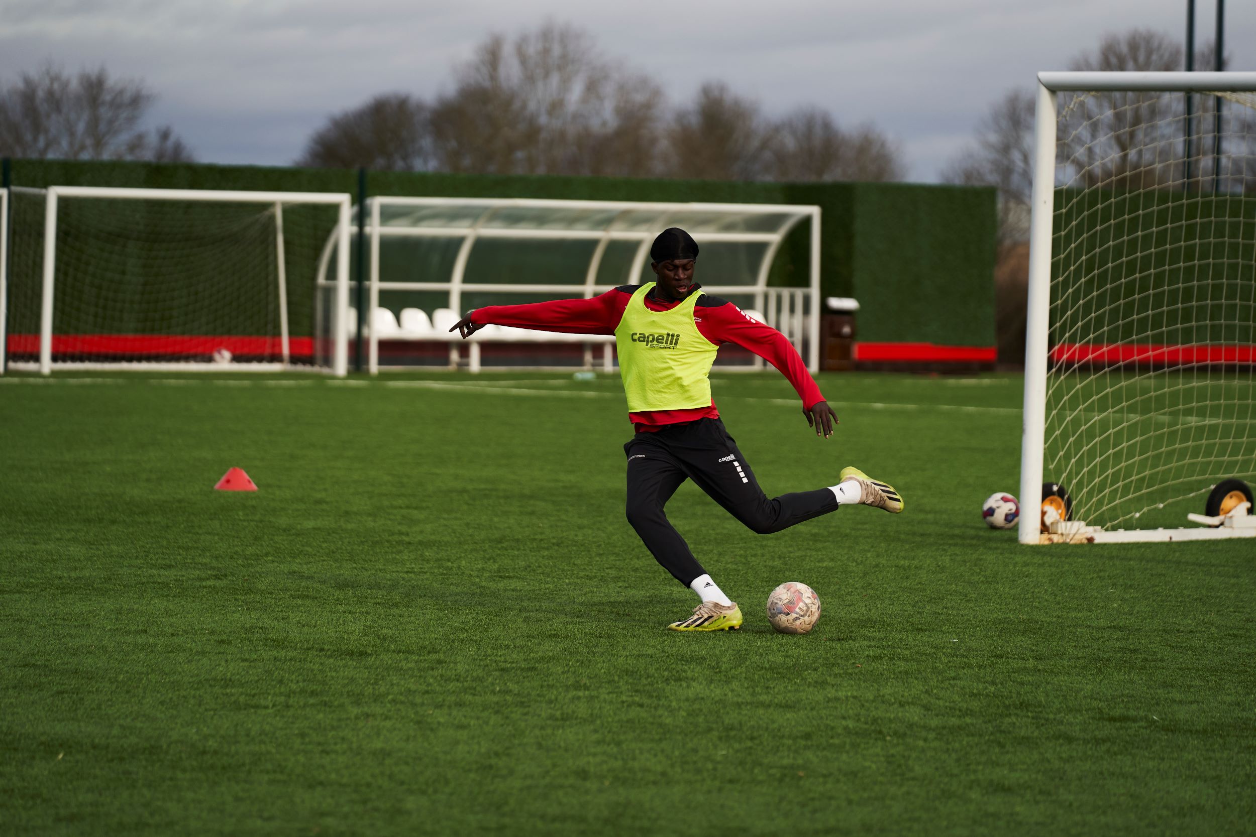 Mayowa training at FCV